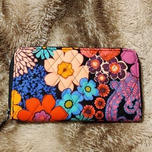 Vera Bradley Wallet NWOT